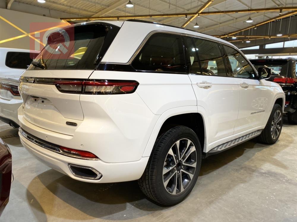 Jeep Grand Cherokee L